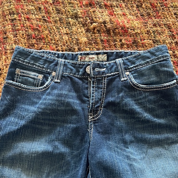 BKE Capris Jeans - Picture 4 of 10